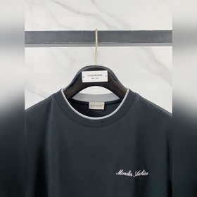 Moncler, новая коллекция 2026 года： фу
