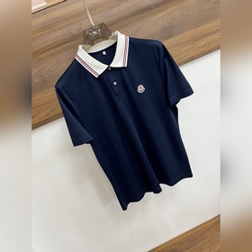 Новинка весенней коллекции Moncler： фу