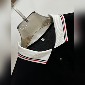 Новинка весенней коллекции Moncler： фу