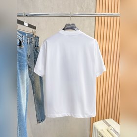 Moncler  С тремя логотипами Новая мо