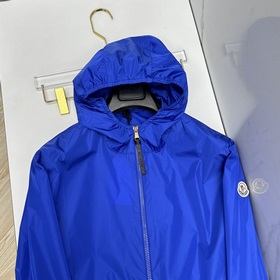 Moncler： новая коллекция весна-лето 20