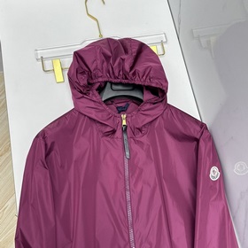 Moncler： новая коллекция весна-лето 20