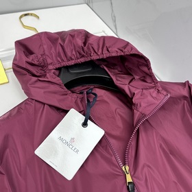 Moncler： новая коллекция весна-лето 20