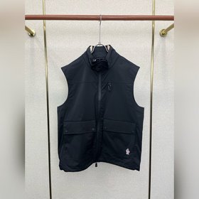 Moncler： новая коллекция мужских повсе