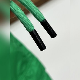 Prada  Новая модель шорт с тремя лого