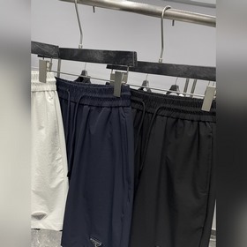 PRA26SS — новые модные шорты из плотно
