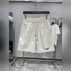 PRA26SS — новые модные шорты из плотно