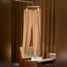[Loro Piana представляет отборные ткан