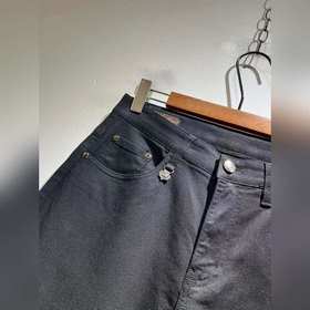 Loro Piana： новые модели мужских брюк