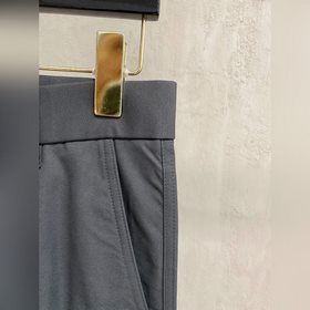 Prada — мужские брюки премиум-класса в