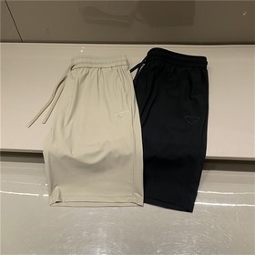 Prada — новые мужские джинсы-кэрроу с 