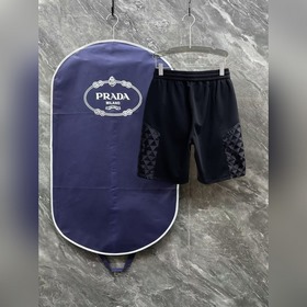 Prada： с полным набором логотипов. Нов