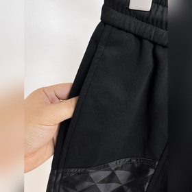 Prada： с полным набором логотипов. Нов