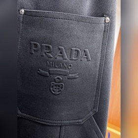 Prada Новая коллекция весна 2026： брю