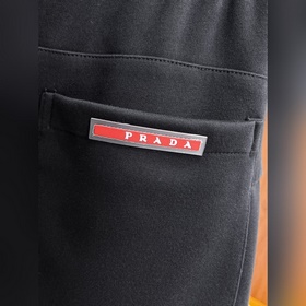 Prada： с полным набором логотипов. Нов