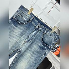 Новая коллекция Prada IT уже в продаже
