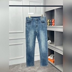 Новая коллекция Prada IT уже в продаже