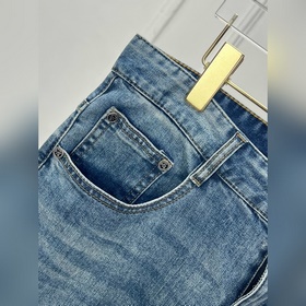 Новая коллекция Prada IT уже в продаже