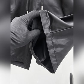 Новые летние мужские шорты Prada 2026：