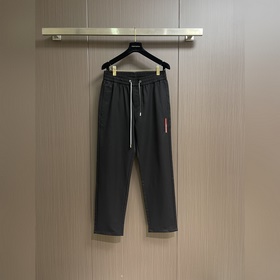 Черно-белые повседневные брюки Prada в