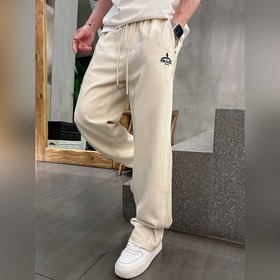 Prada # Модель 2026 — это новое воплощ