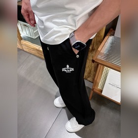 Prada # Модель «Air Layer» 2026 из сме