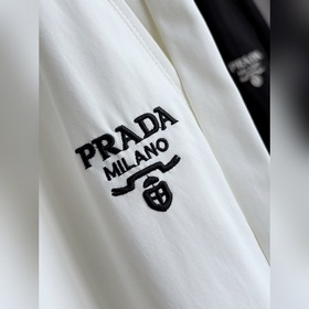 Черно-белые повседневные брюки Prada в