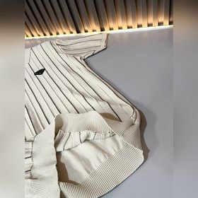 Prada： новая модель мужской трикотажно