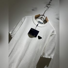 Prada： новая коллекция весна-лето 2026