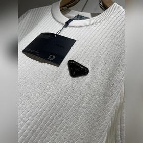 Prada： новая коллекция весна-лето 2026