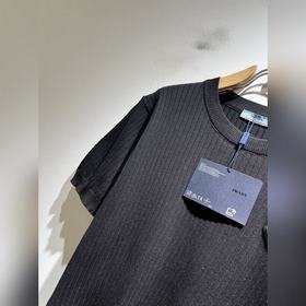 Prada： новая коллекция весна-лето 2026
