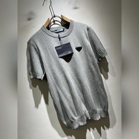 Prada： новая коллекция весна-лето 2026