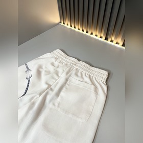 Prada： новый комплект из хлопка и льна