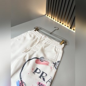 Prada： новый комплект из хлопка и льна