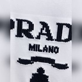 Prada — новая модель летней коллекции 