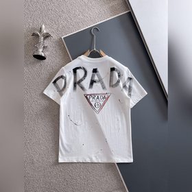 Prada 2026SS： премьера новой весенне-л