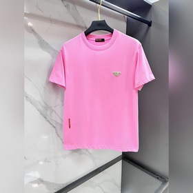 Новейшая универсальная модель Prada 26