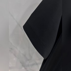 Новая рубашка Prada с воротником и кор