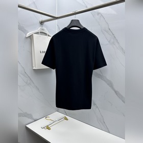 Prada： новая коллекция — эксклюзивная