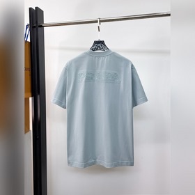 Prada — топовая линейка высокого качес