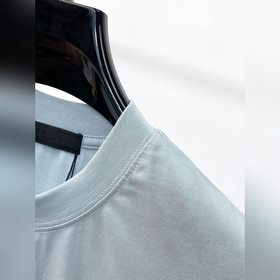 Prada — топовая линейка высокого качес