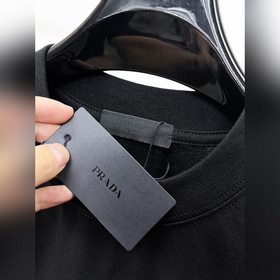Prada — топовая линейка высокого качес