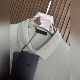 (Фасوليно-зелёный~~) Prada — новая ве