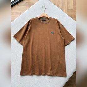 Футболки с короткими рукавами Prada