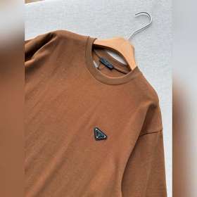 Футболки с короткими рукавами Prada