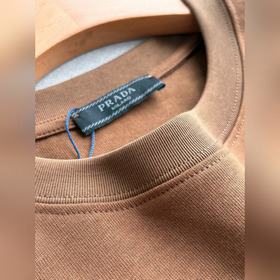 Футболки с короткими рукавами Prada