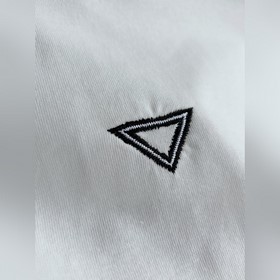 Белая футболка Prada с вышитыми буквам