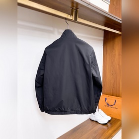 Новая весенняя куртка Prada 2026, нови