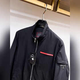 Новая весенняя куртка Prada 2026, нови