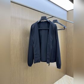 Новинка осень-зима： куртка с капюшоном